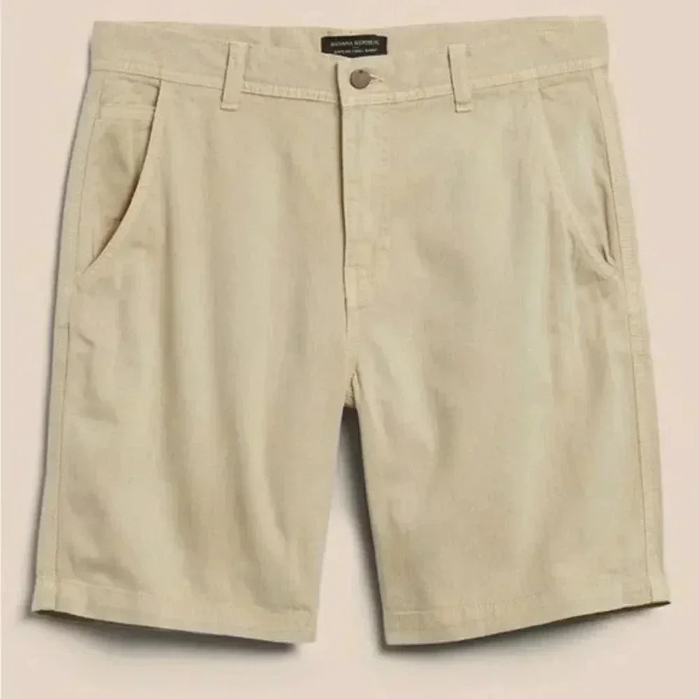 Banana Republic factory 8.5
